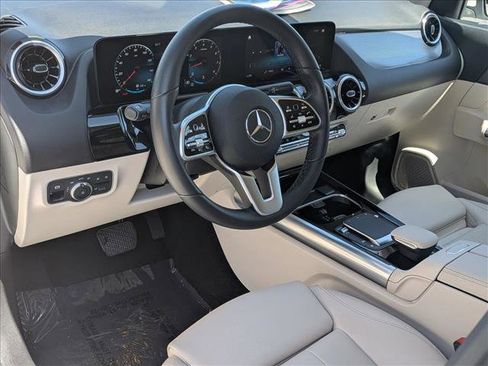 Certified 2022 Mercedes-Benz GLA 250 image 10