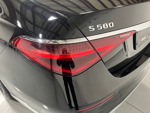 Used 2023 Mercedes-Benz S 580 4MATIC Sedan image 13