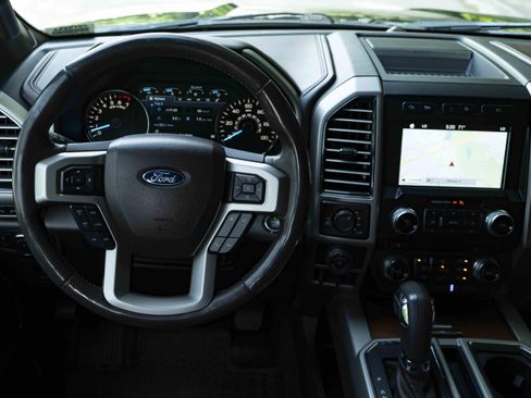 Used 2017 Ford F150 King Ranch w/ Equipment Group 601A Luxury AWD/4WD image 20