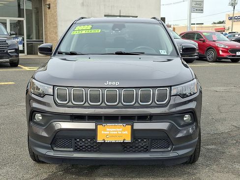 Used 2022 Jeep Compass Latitude w/ Convenience Group image 2