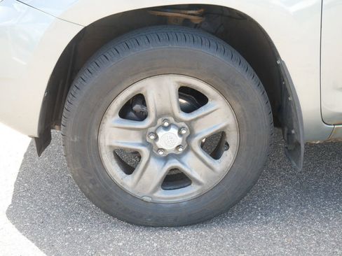 Used 2008 Toyota RAV4 2WD image 9