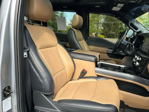 Used 2024 Ford F350 Lariat w/ Lariat Ultimate Package AWD/4WD image 17
