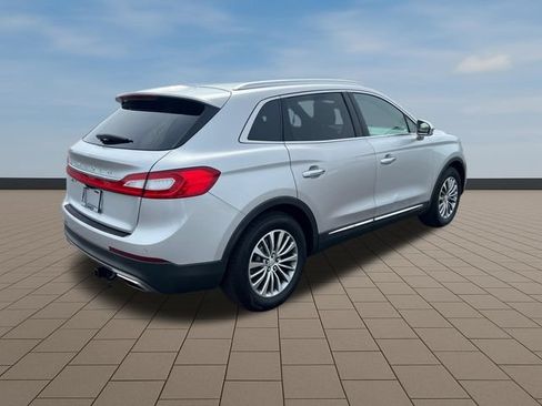 Used 2016 Lincoln MKX Select w/ Select Plus Package FWD image 7
