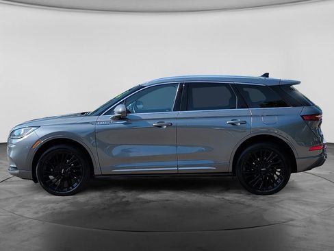 Used 2022 Lincoln Corsair Reserve AWD/4WD image 4