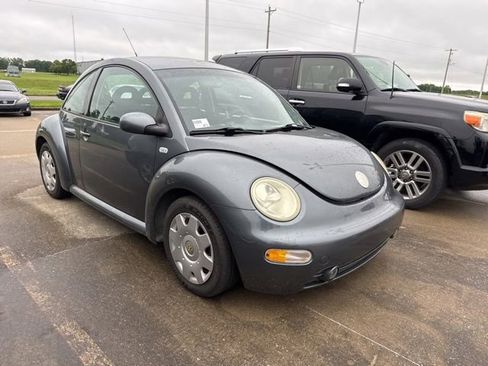 Used 2002 Volkswagen Beetle GLS FWD image 9