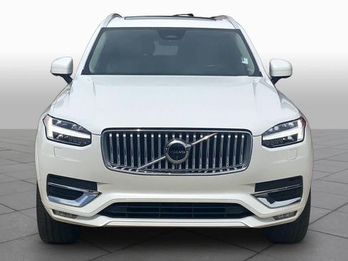 Used 2025 Volvo XC90 B6 Ultra w/ Protection Package Premier AWD/4WD image 4