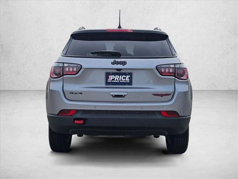 Used 2023 Jeep Compass Trailhawk AWD/4WD image 6