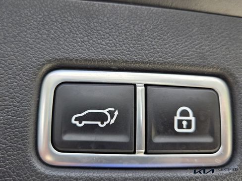 Certified 2022 Kia Sorento X-Line EX AWD/4WD image 15