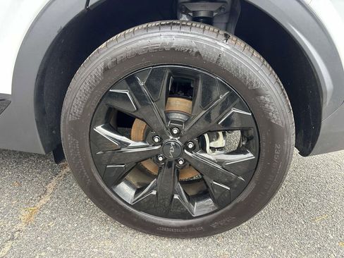 Used 2025 Kia Sportage X-Line w/ Premium Package image 6