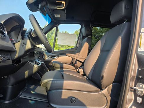 New 2026 Mercedes-Benz Sprinter 2500 image 34