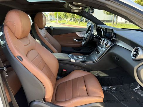 Used 2020 Mercedes-Benz C 300 4MATIC Coupe image 33