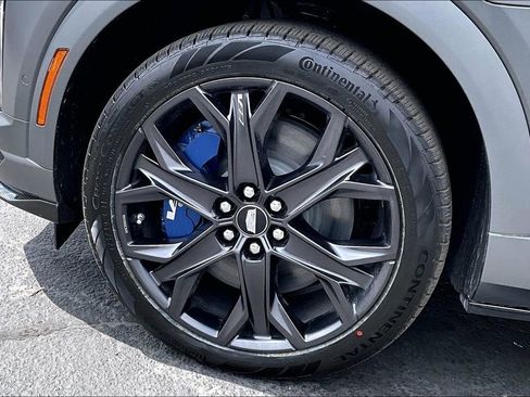 New 2026 Cadillac Optiq V AWD/4WD image 13