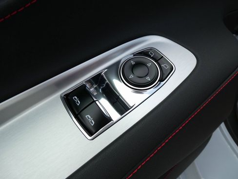 Certified 2023 Chevrolet Corvette Stingray Coupe w/ Chrome Exterior Badge Package image 22