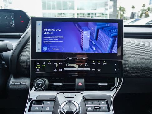 Certified 2024 Subaru Solterra Touring image 14