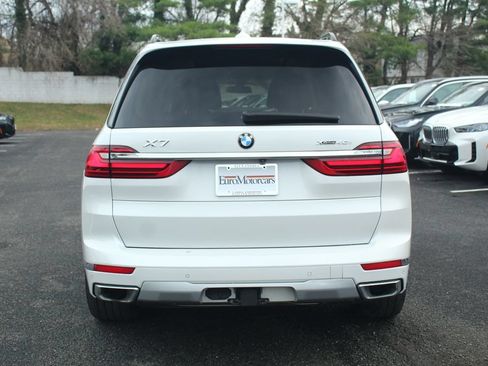 Used 2021 BMW X7 xDrive40i w/ Executive Package 2 AWD/4WD image 7