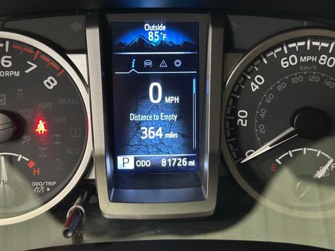 Used 2023 Toyota Tacoma SR5 image 9