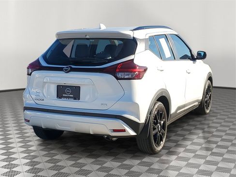 Certified 2022 Nissan Kicks SR w/ Premium Package image 5