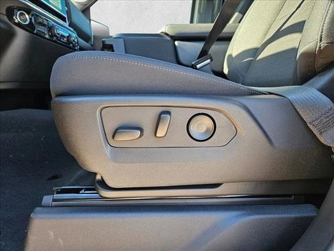 New 2026 Chevrolet Silverado 1500 LT image 4