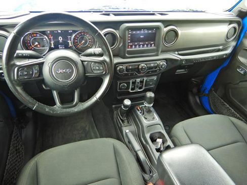 Used 2021 Jeep Wrangler Unlimited Sport AWD/4WD image 2