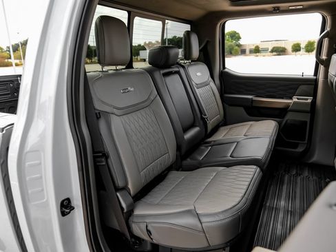 Used 2026 Ford F450 Platinum w/ Platinum Plus Package AWD/4WD image 48