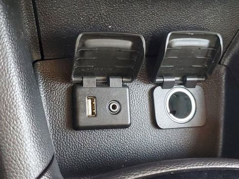 Used 2017 Chevrolet Cruze Premier w/ Enhanced Convenience Package image 25