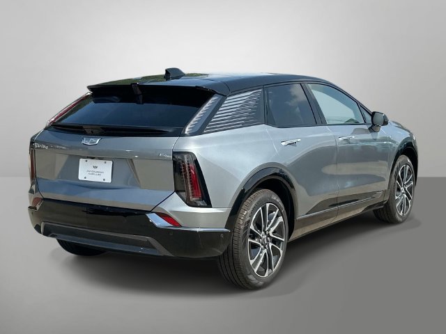 New 2027 Cadillac Optiq Sport w/ LPO, Floor Liner Package AWD/4WD image 14