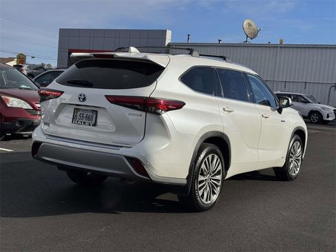 Used 2020 Toyota Highlander Limited Platinum image 22