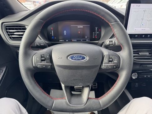 Used 2023 Ford Escape ST-Line w/ Tech Pack #1 image 23