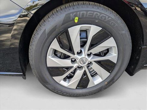 New 2025 Nissan Altima 2.5 S image 10