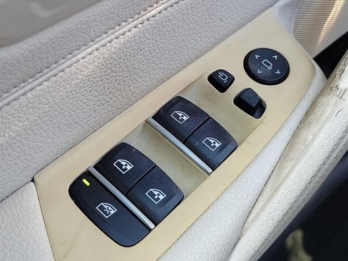 Used 2018 BMW 530i w/ Premium Package RWD image 26