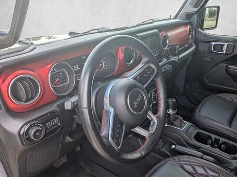 Used 2021 Jeep Wrangler Unlimited Rubicon w/ LED Lighting Group AWD/4WD image 10