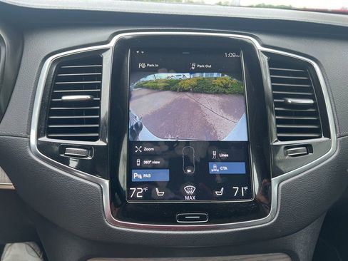 Used 2022 Volvo XC90 T6 Inscription w/ Lounge Package AWD/4WD image 22