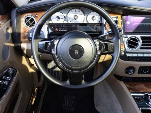 Used 2011 Rolls-Royce Ghost image 10