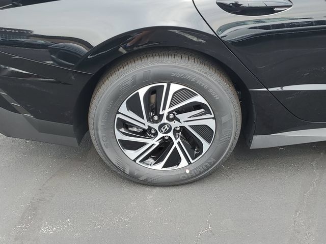 New 2026 Hyundai Sonata Blue FWD image 5