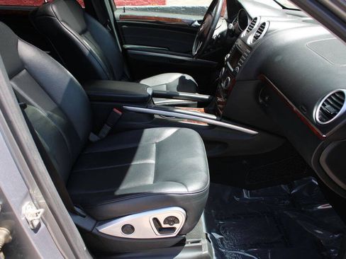 Used 2012 Mercedes-Benz GL 450 4MATIC image 13