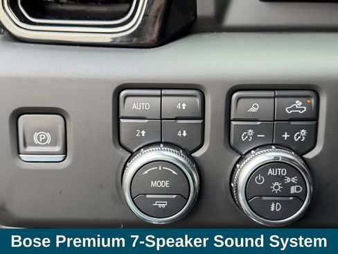 Used 2024 GMC Sierra 3500 AT4 w/ AT4 Premium Plus Package AWD/4WD image 16