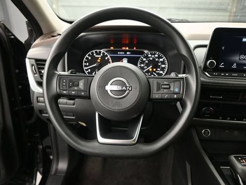 Used 2023 Nissan Rogue SV AWD/4WD image 7