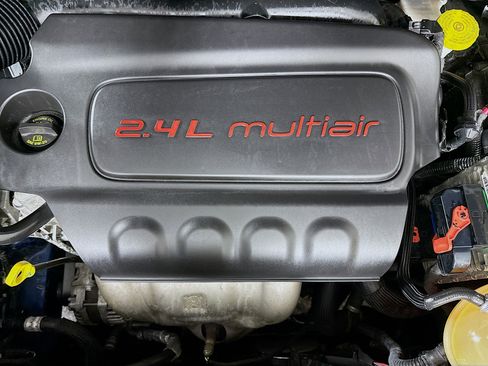 Used 2018 Jeep Compass Limited w/ Navigation Group image 39