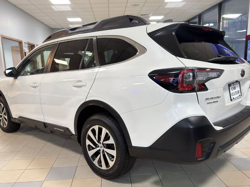 Used 2021 Subaru Outback Premium w/ Popular Package #1 image 17