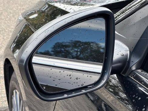 Used 2024 Nissan Altima 2.5 SV image 52