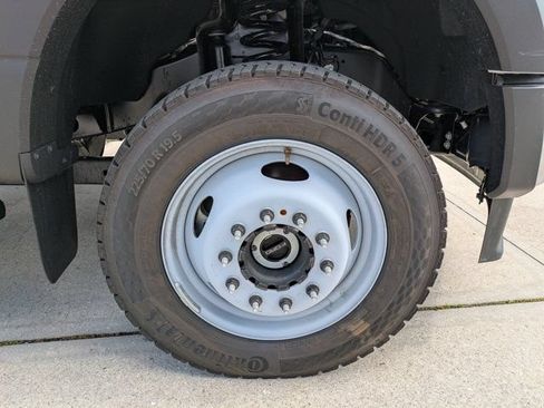 New 2026 Ford F550 4x4 Regular Cab Super Duty image 11