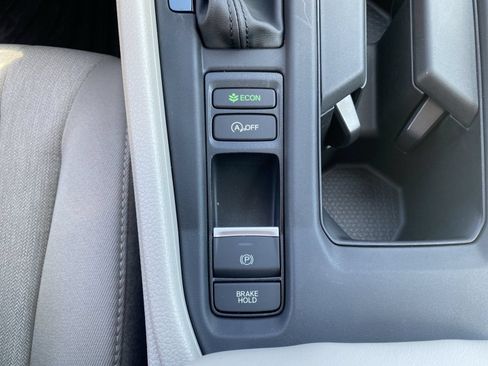 Certified 2023 Honda Accord EX image 26