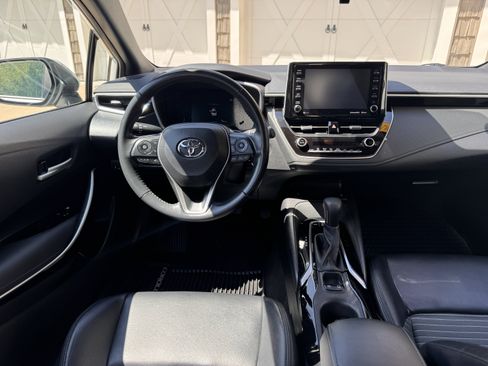 Used 2020 Toyota Corolla XSE FWD image 12