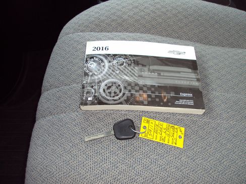 Used 2016 Chevrolet Express 2500 LS image 25