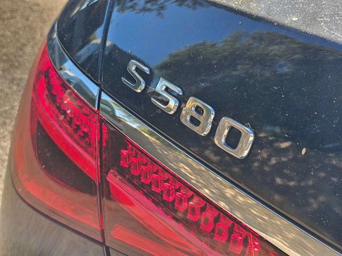 Used 2024 Mercedes-Benz S 580 4MATIC Sedan image 13