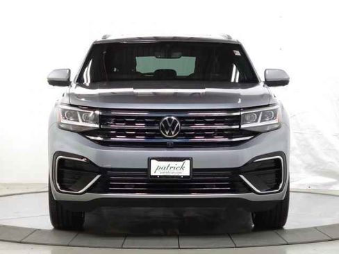 Used 2022 Volkswagen Atlas Cross Sport SEL Premium R-Line AWD/4WD image 2