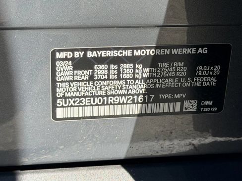 Used 2024 BMW X5 xDrive40i w/ Parking Assistance Package AWD/4WD image 26