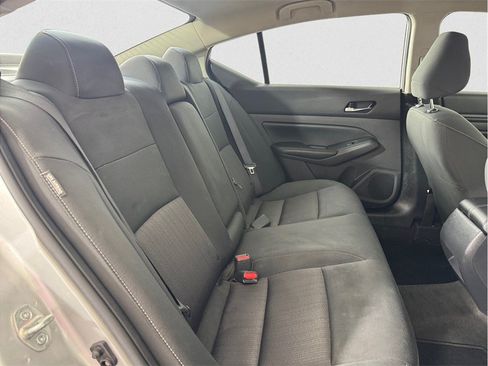 Used 2022 Nissan Altima 2.5 S FWD image 13
