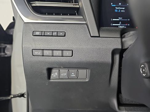 Used 2024 Lexus GX 550 w/ Cold Area Package AWD/4WD image 26