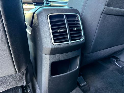 Certified 2025 Kia Sportage LX AWD/4WD image 35